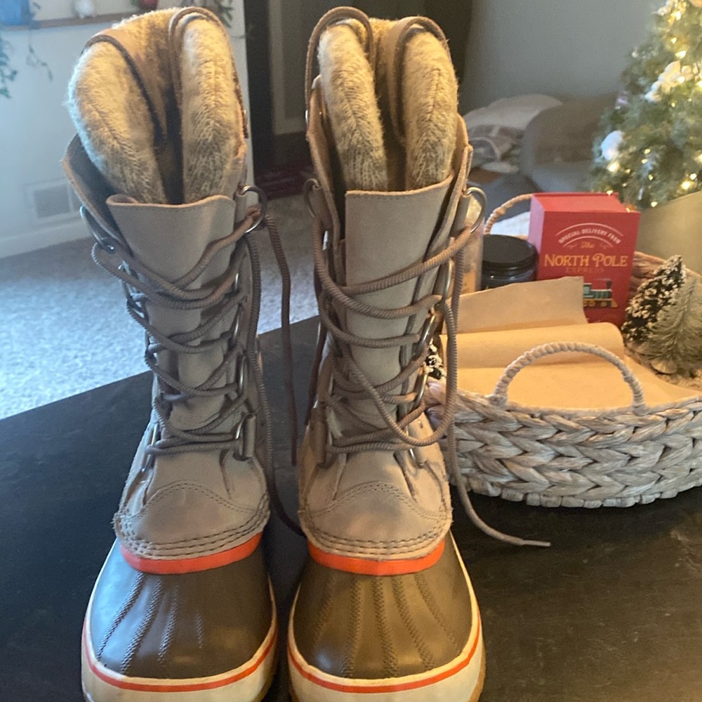 Sorel Snowboots